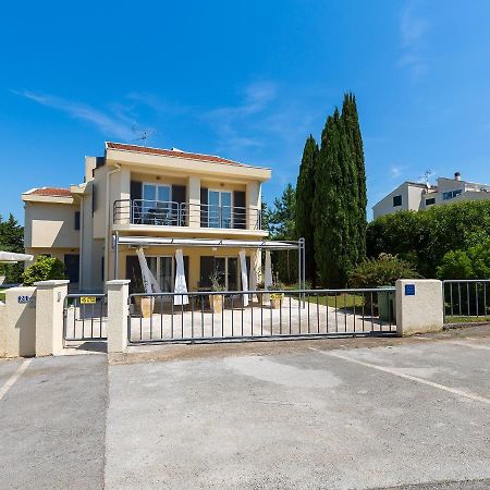 Apartments Gala Porec Exterior photo
