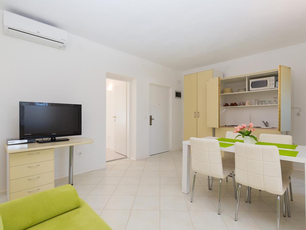 Apartments Gala Porec Exterior photo