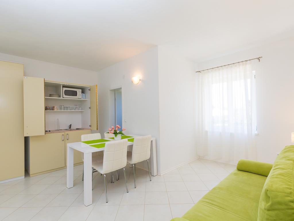 Apartments Gala Porec Exterior photo